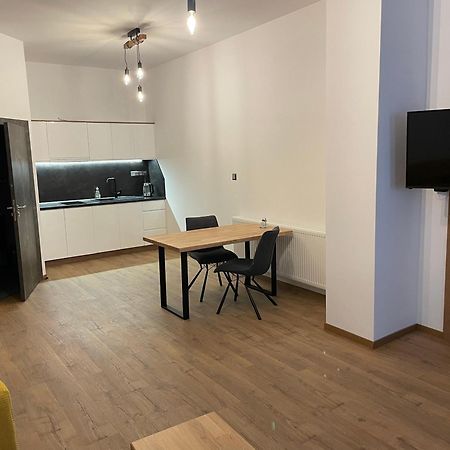 Apartment Elinel ชิลินา ภายนอก รูปภาพ