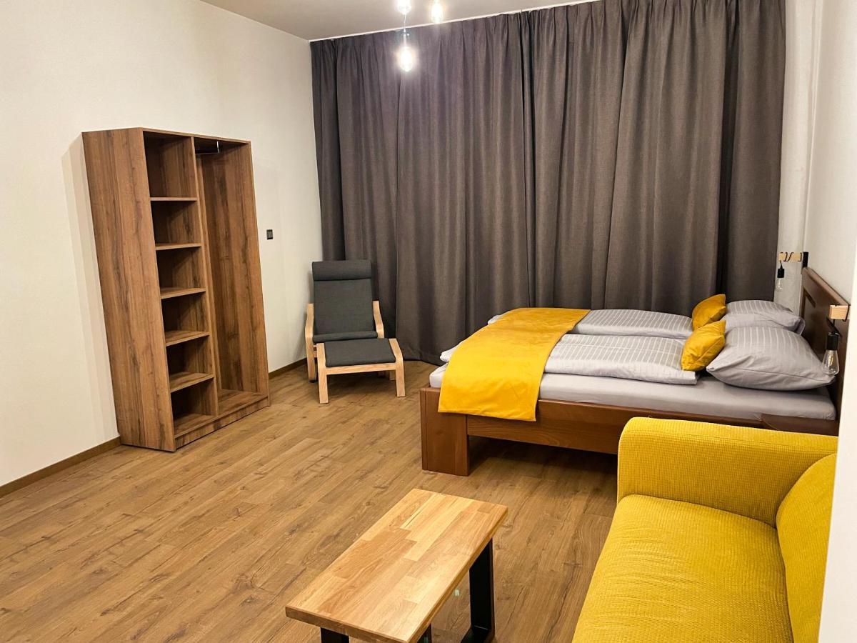 Apartment Elinel ชิลินา ภายนอก รูปภาพ