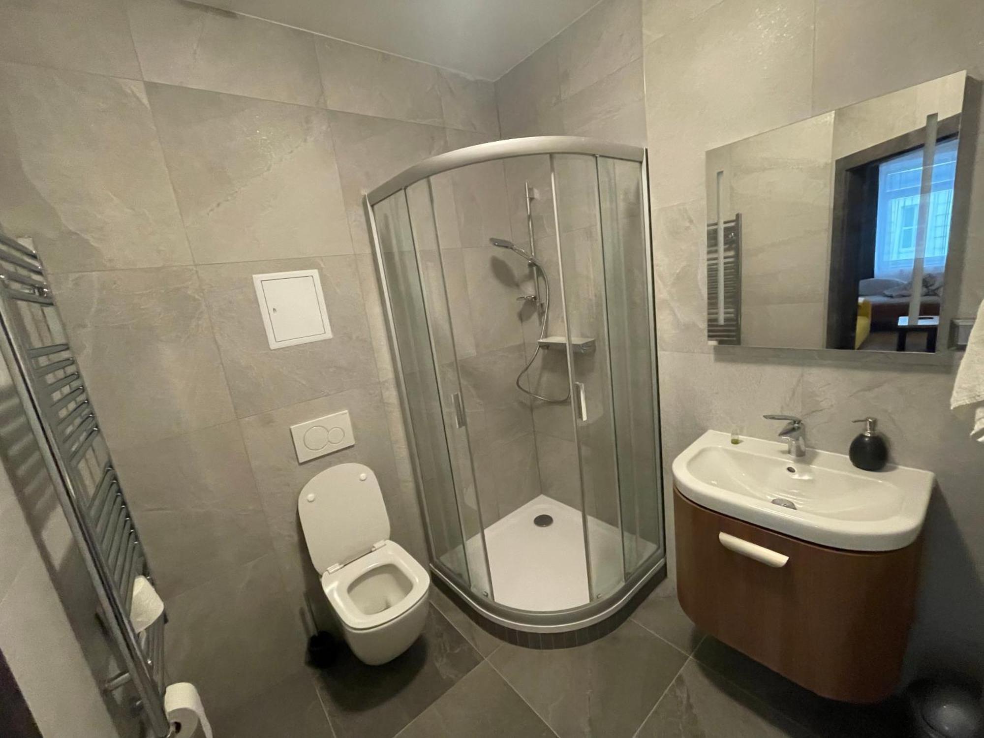 Apartment Elinel ชิลินา ภายนอก รูปภาพ