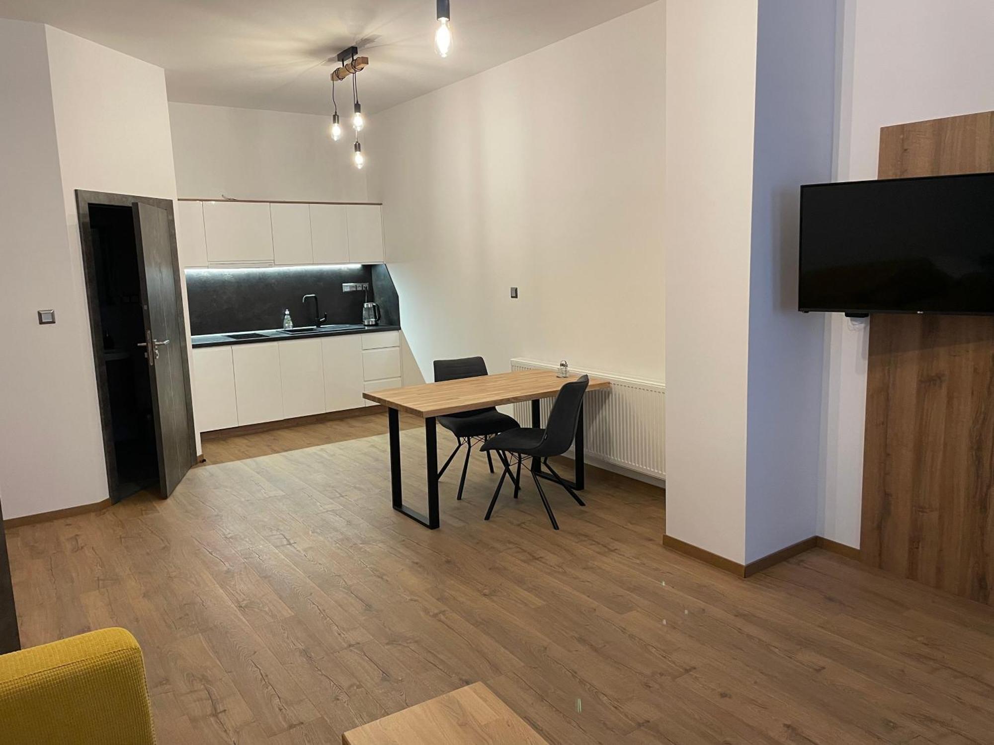 Apartment Elinel ชิลินา ภายนอก รูปภาพ